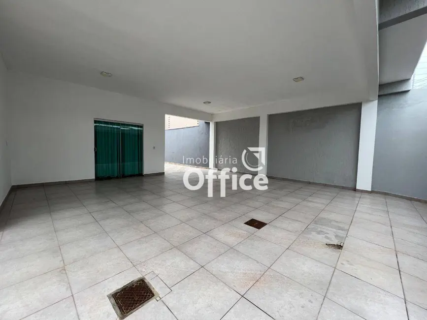 Casa com 3 quartos à venda, 300m2 em Víviam Parque, Anapolis - GO - imagem 3 Foto 3 de Casa com 3 quartos à venda, 300m2 em Víviam Parque, Anapolis - GO