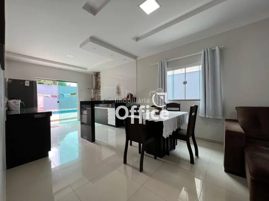 Casa com 3 quartos à venda, 300m2 em Víviam Parque, Anapolis - GO - imagem 9 Foto 9 de Casa com 3 quartos à venda, 300m2 em Víviam Parque, Anapolis - GO