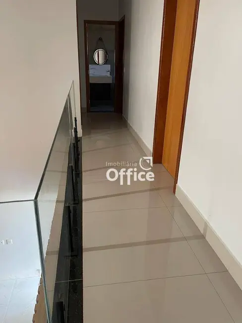 Sobrado com 3 quartos à venda, 300m2 em Parque Brasília 2ª Etapa, Anapolis - GO - imagem 8 Foto 8 de Sobrado com 3 quartos à venda, 300m2 em Parque Brasília 2ª Etapa, Anapolis - GO
