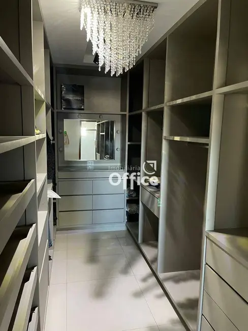 Sobrado com 3 quartos à venda, 300m2 em Parque Brasília 2ª Etapa, Anapolis - GO - imagem 4 Foto 4 de Sobrado com 3 quartos à venda, 300m2 em Parque Brasília 2ª Etapa, Anapolis - GO