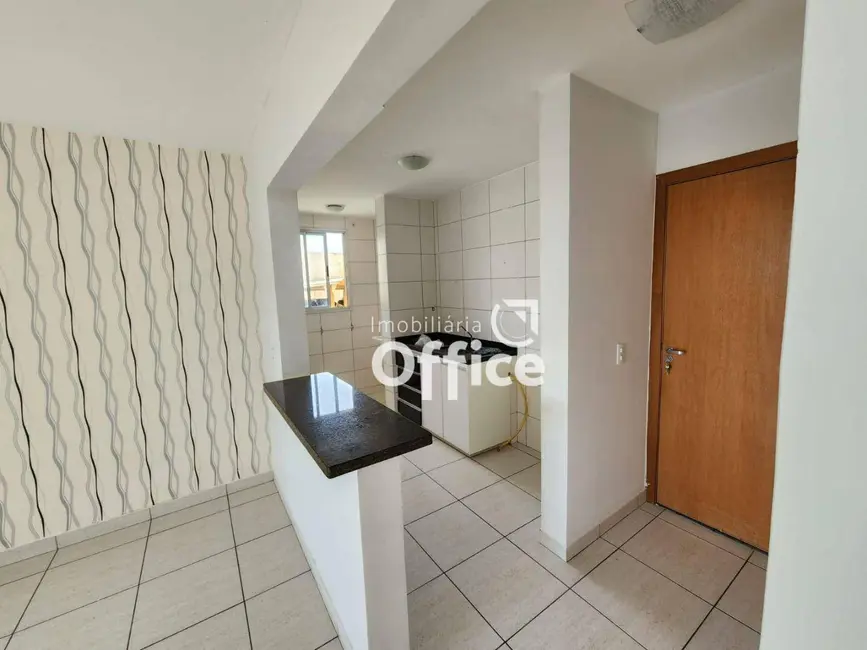Foto 1 de Apartamento com 3 quartos à venda em Vila Jaiara, Anapolis - GO