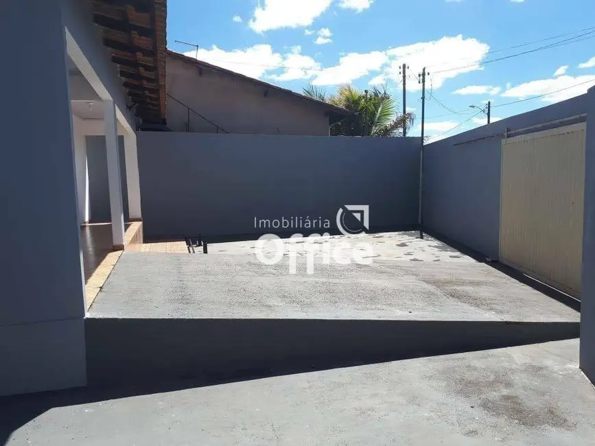 Foto 2 de Casa com 3 quartos à venda, 332m2 em Boa Vista, Anapolis - GO