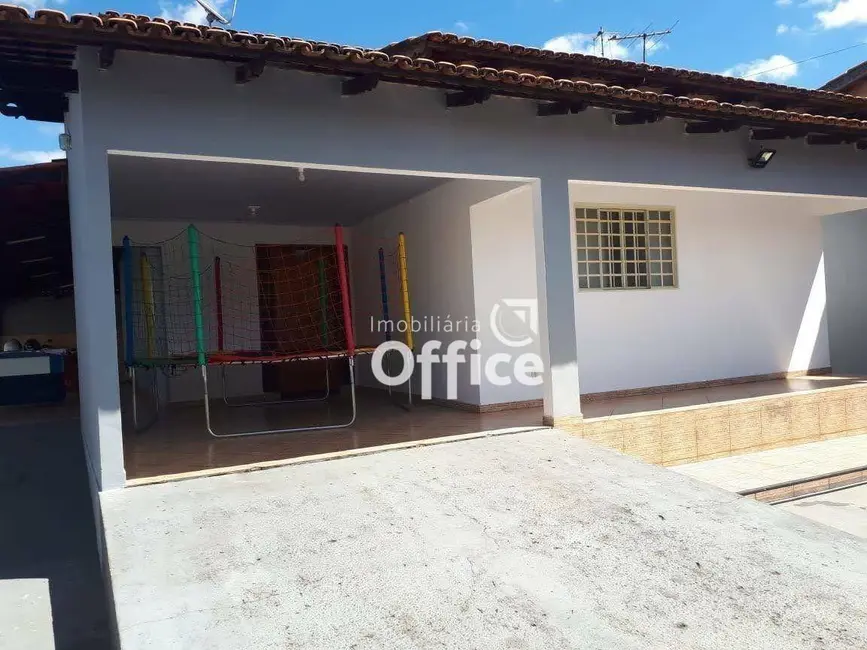 Foto 1 de Casa com 3 quartos à venda, 332m2 em Boa Vista, Anapolis - GO