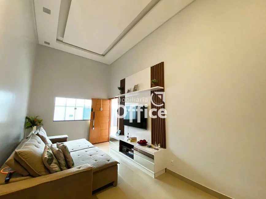 Casa com 3 quartos à venda, 200m2 em Residencial Flor do Cerrado, Anapolis - GO - imagem 5 Foto 5 de Casa com 3 quartos à venda, 200m2 em Residencial Flor do Cerrado, Anapolis - GO