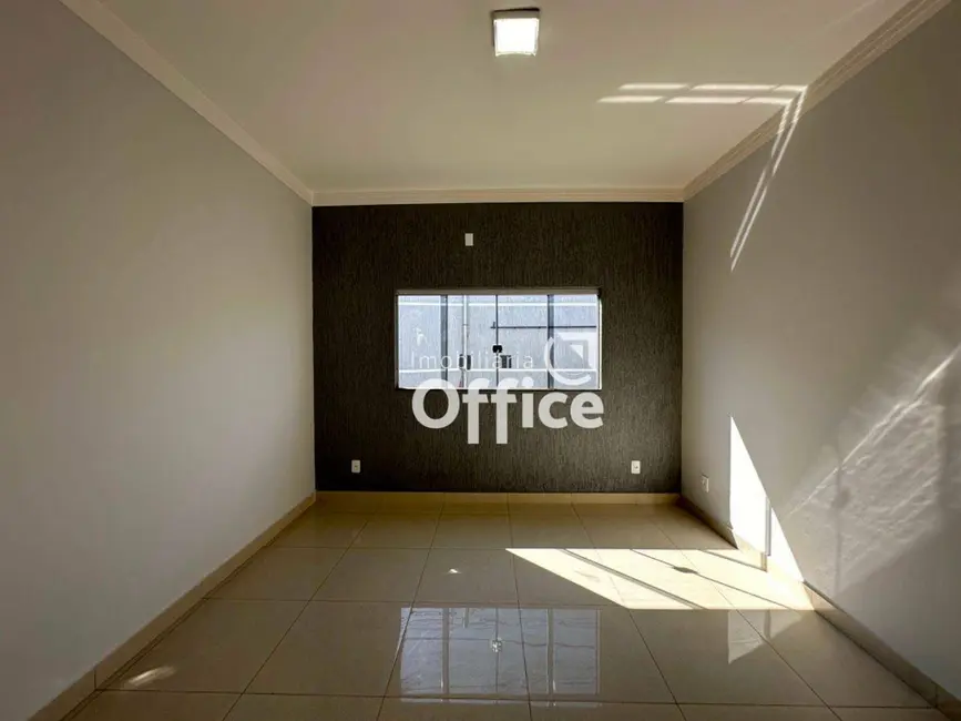 Casa com 3 quartos à venda, 204m2 em Residencial Flor do Cerrado, Anapolis - GO - imagem 9 Foto 9 de Casa com 3 quartos à venda, 204m2 em Residencial Flor do Cerrado, Anapolis - GO