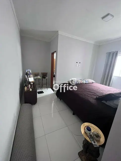 Foto 8 de Casa com 3 quartos à venda, 176m2 em Setor Summerville, Anapolis - GO