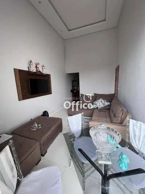 Foto 3 de Casa com 3 quartos à venda, 176m2 em Setor Summerville, Anapolis - GO