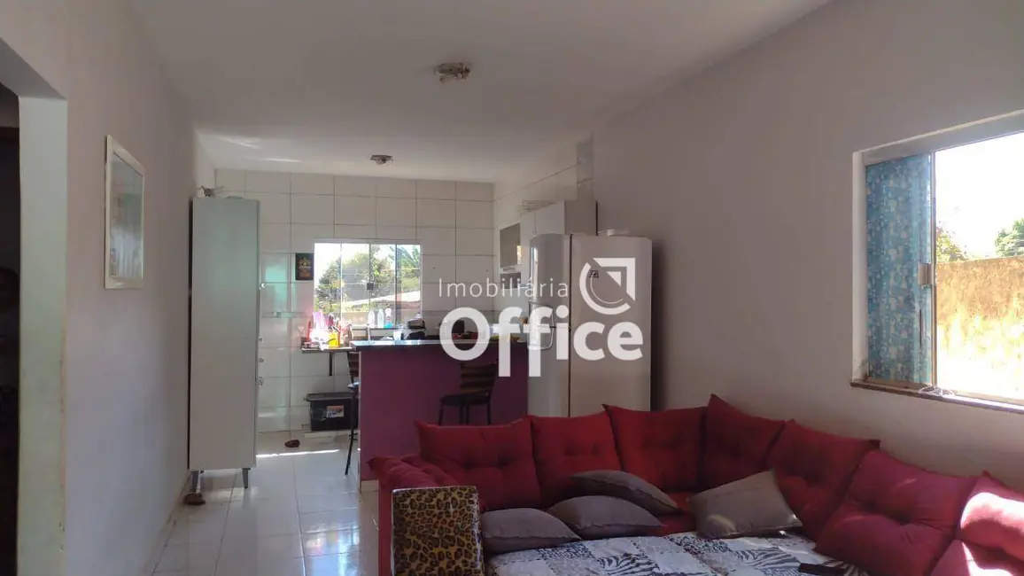 Foto 3 de Casa com 3 quartos à venda, 200m2 em Jardim Flor de Liz, Anapolis - GO