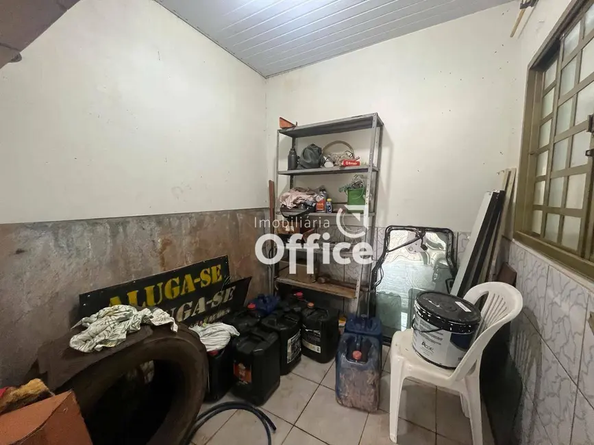 Casa com 4 quartos à venda, 300m2 em Residencial Flamboyant, Anapolis - GO - imagem 4 Foto 4 de Casa com 4 quartos à venda, 300m2 em Residencial Flamboyant, Anapolis - GO