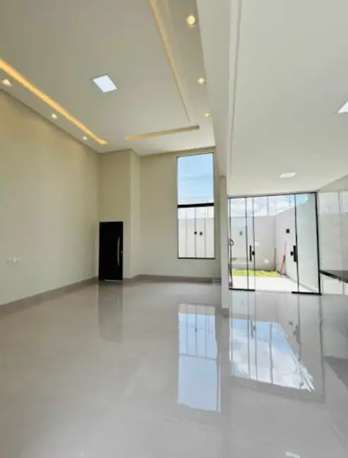 Casa com 3 quartos à venda, 200m2 em Residencial Flor do Cerrado, Anapolis - GO - imagem 3 Foto 3 de Casa com 3 quartos à venda, 200m2 em Residencial Flor do Cerrado, Anapolis - GO