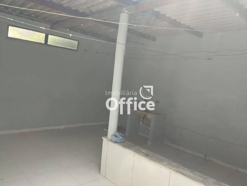 Foto 3 de Casa com 3 quartos à venda, 150m2 em Residencial Terezinha Braga, Anapolis - GO