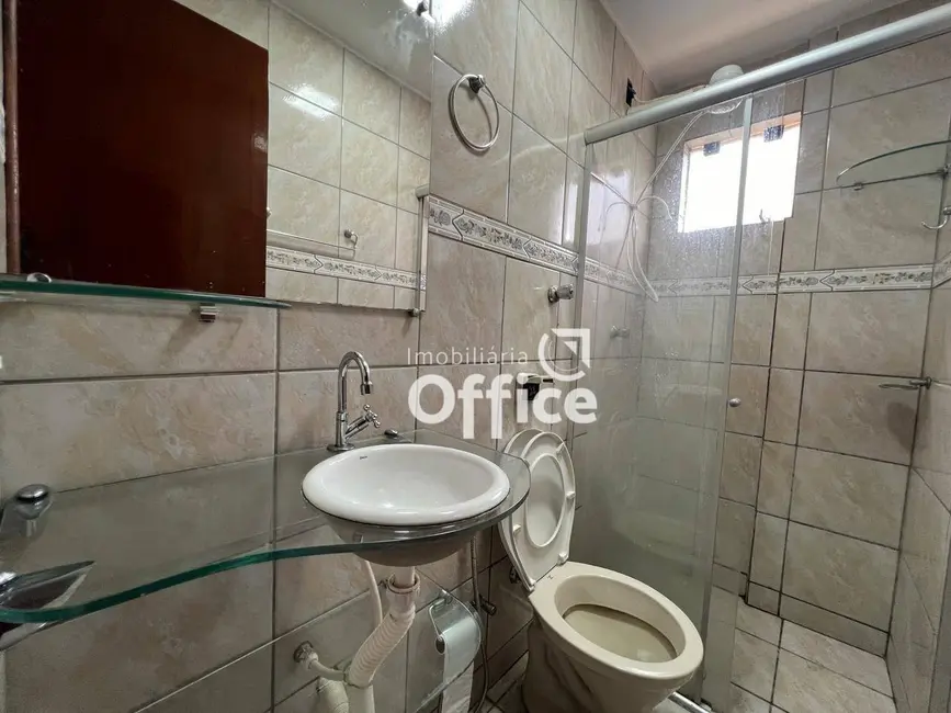 Foto 8 de Apartamento com 3 quartos para alugar, 77m2 em Antônio Fernandes, Anapolis - GO