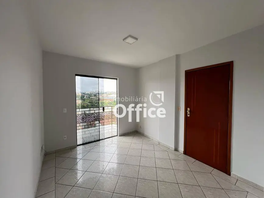 Foto 7 de Apartamento com 3 quartos para alugar, 77m2 em Antônio Fernandes, Anapolis - GO