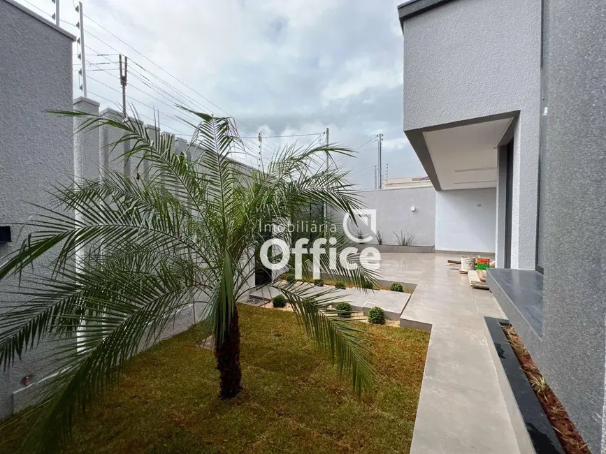 Casa com 3 quartos à venda, 340m2 em Parque São João, Anapolis - GO - imagem 2 Foto 2 de Casa com 3 quartos à venda, 340m2 em Parque São João, Anapolis - GO