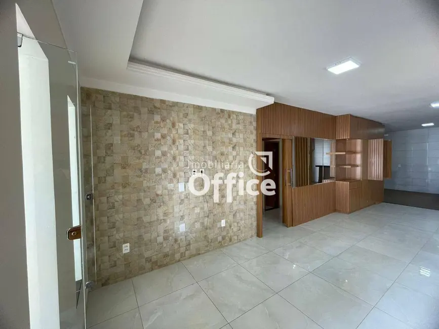 Foto 6 de Casa com 3 quartos à venda, 200m2 em Residencial Araguaia, Anapolis - GO