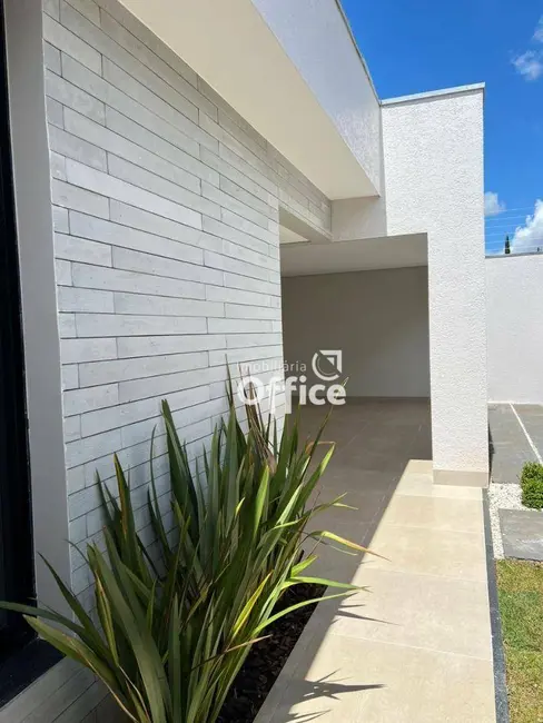 Foto 2 de Casa com 3 quartos à venda, 300m2 em Parque Brasília 2ª Etapa, Anapolis - GO