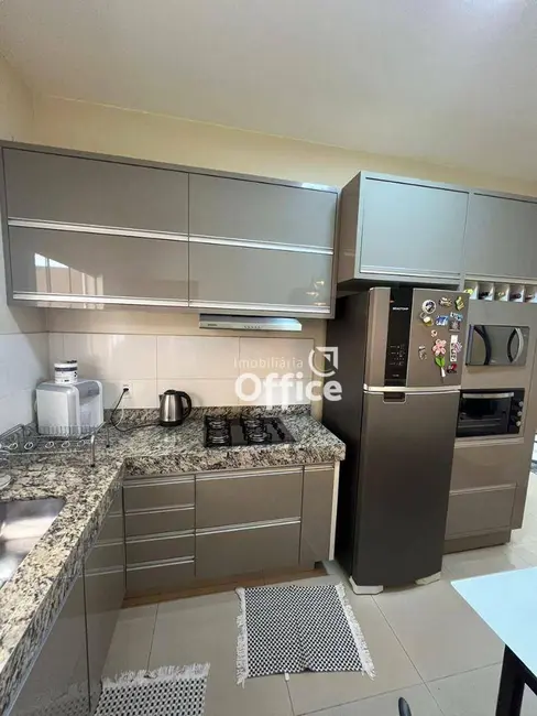 Foto 4 de Casa com 3 quartos à venda, 189m2 em Residencial Vale do Sol, Anapolis - GO