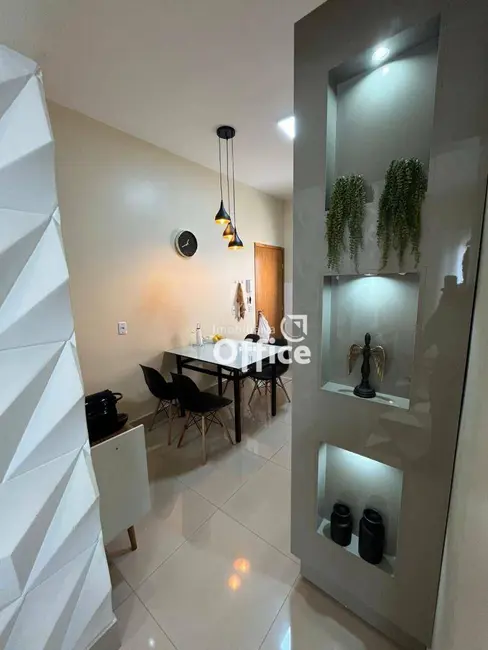 Foto 5 de Casa com 3 quartos à venda, 189m2 em Residencial Vale do Sol, Anapolis - GO