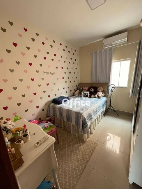 Foto 6 de Casa com 3 quartos à venda, 189m2 em Residencial Vale do Sol, Anapolis - GO