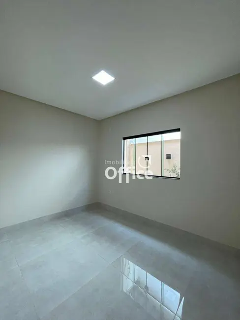Casa com 3 quartos à venda, 300m2 em Residencial Vale do Sol, Anapolis - GO - imagem 9 Foto 9 de Casa com 3 quartos à venda, 300m2 em Residencial Vale do Sol, Anapolis - GO