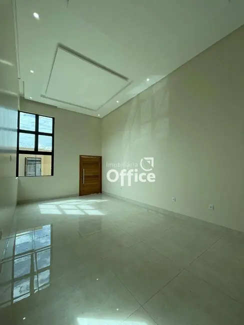 Casa com 3 quartos à venda, 300m2 em Residencial Vale do Sol, Anapolis - GO - imagem 3 Foto 3 de Casa com 3 quartos à venda, 300m2 em Residencial Vale do Sol, Anapolis - GO