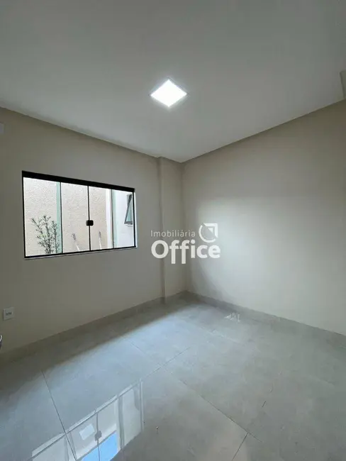 Casa com 3 quartos à venda, 300m2 em Residencial Vale do Sol, Anapolis - GO - imagem 8 Foto 8 de Casa com 3 quartos à venda, 300m2 em Residencial Vale do Sol, Anapolis - GO