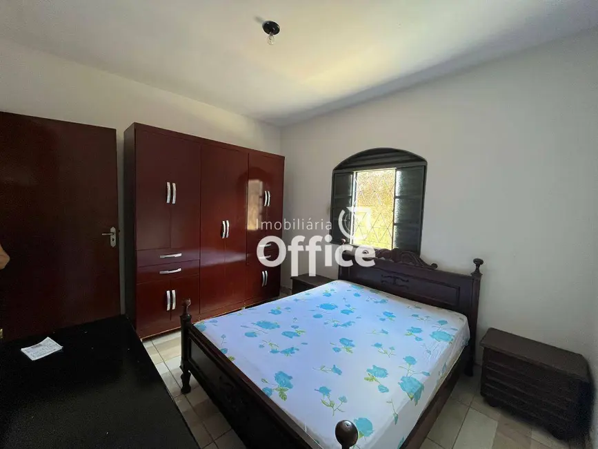 Foto 6 de Casa com 4 quartos à venda, 311m2 em Parque Residencial das Flores, Anapolis - GO