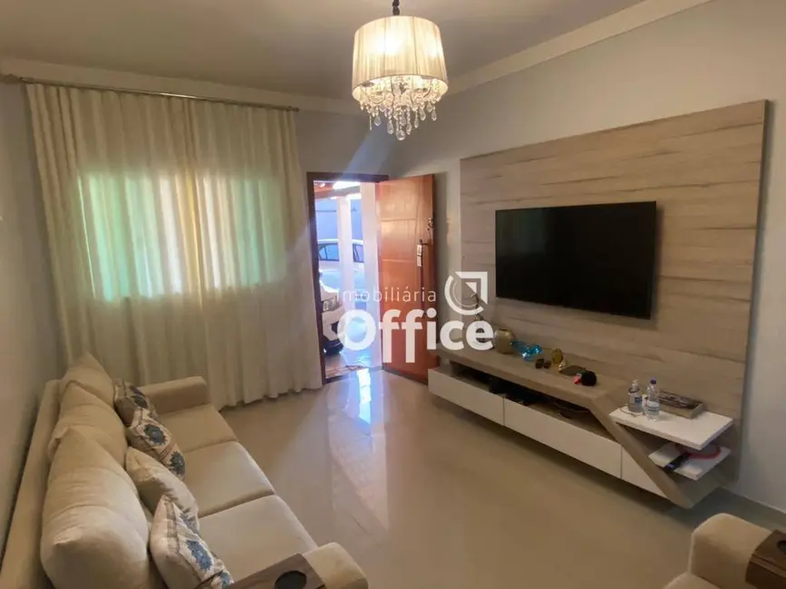 Foto 5 de Casa com 3 quartos à venda, 202m2 em Residencial Vale do Sol, Anapolis - GO