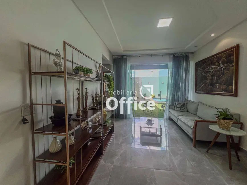 Casa com 3 quartos à venda, 300m2 em Parque Brasília 2ª Etapa, Anapolis - GO - imagem 9 Foto 9 de Casa com 3 quartos à venda, 300m2 em Parque Brasília 2ª Etapa, Anapolis - GO