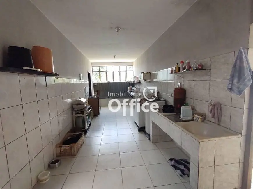 Casa com 6 quartos à venda, 405m2 em Adriana Parque, Anapolis - GO - imagem 9 Foto 9 de Casa com 6 quartos à venda, 405m2 em Adriana Parque, Anapolis - GO