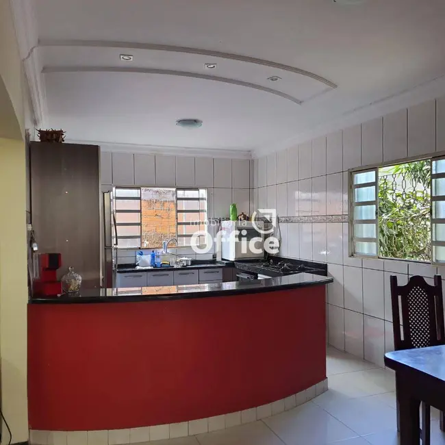 Foto 6 de Casa com 3 quartos à venda, 300m2 em Jardim dos Ipês, Anapolis - GO