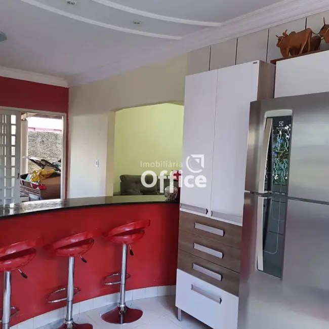 Foto 5 de Casa com 3 quartos à venda, 300m2 em Jardim dos Ipês, Anapolis - GO