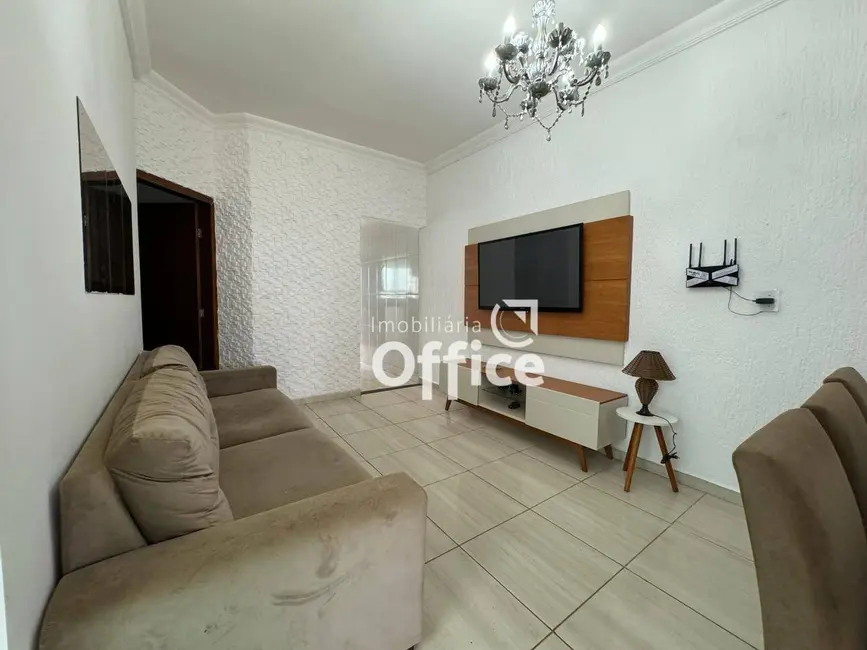 Foto 5 de Casa com 3 quartos à venda, 150m2 em Residencial Flor do Cerrado, Anapolis - GO