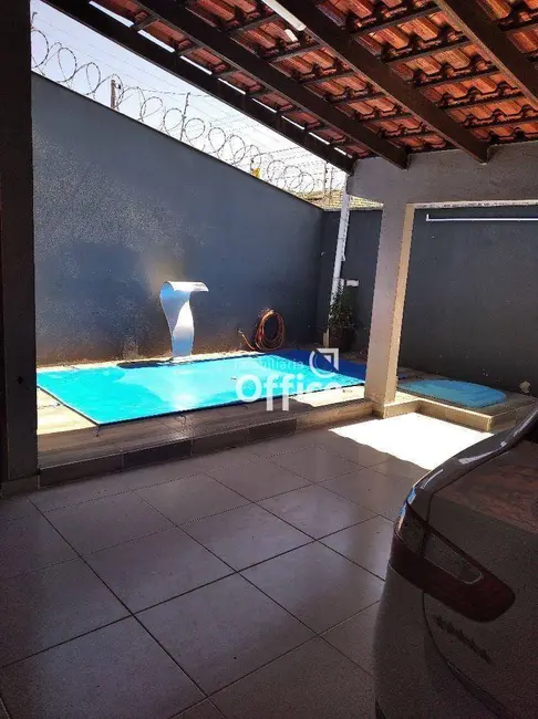 Foto 2 de Casa com 3 quartos à venda, 200m2 em Residencial Vale do Sol, Anapolis - GO