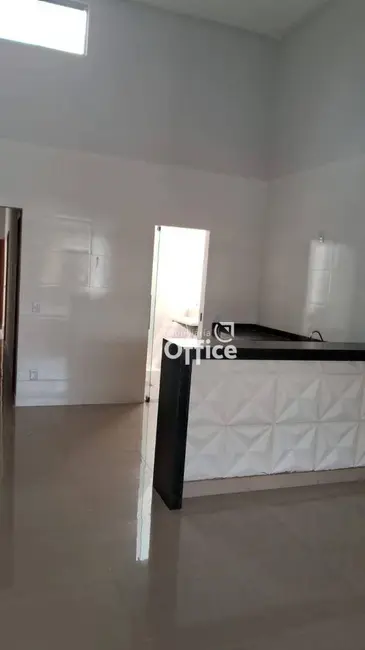 Foto 2 de Casa com 3 quartos à venda, 150m2 em Vila Mariana, Anapolis - GO