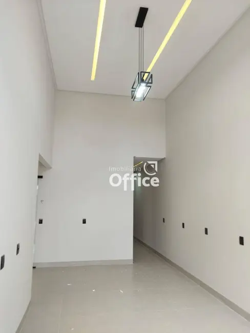 Casa com 3 quartos à venda, 150m2 em Residencial Portal do Cerrado, Anapolis - GO - imagem 4 Foto 4 de Casa com 3 quartos à venda, 150m2 em Residencial Portal do Cerrado, Anapolis - GO