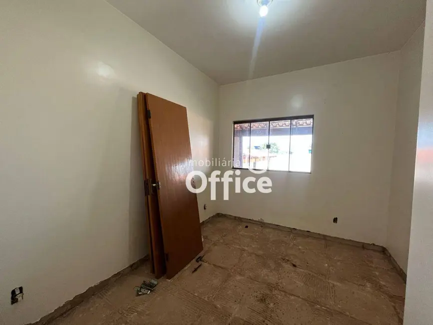 Casa com 3 quartos à venda, 420m2 em Lourdes, Anapolis - GO - imagem 8 Foto 8 de Casa com 3 quartos à venda, 420m2 em Lourdes, Anapolis - GO