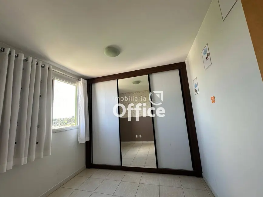 Foto 2 de Apartamento com 3 quartos à venda, 96m2 em Vila Santa Isabel, Anapolis - GO