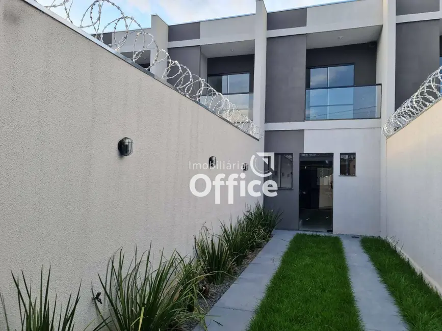 Foto 2 de Casa com 2 quartos à venda, 100m2 em Residencial Paris, Anapolis - GO