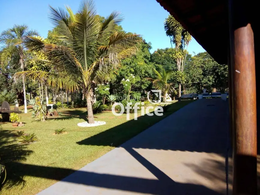 Chácara com 4 quartos à venda em Chácaras Americanas, Anapolis - GO - imagem 4 Foto 4 de Chácara com 4 quartos à venda em Chácaras Americanas, Anapolis - GO