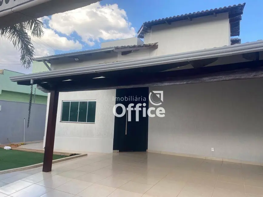 Foto 1 de Casa com 3 quartos à venda, 300m2 em Parque Brasília 2ª Etapa, Anapolis - GO