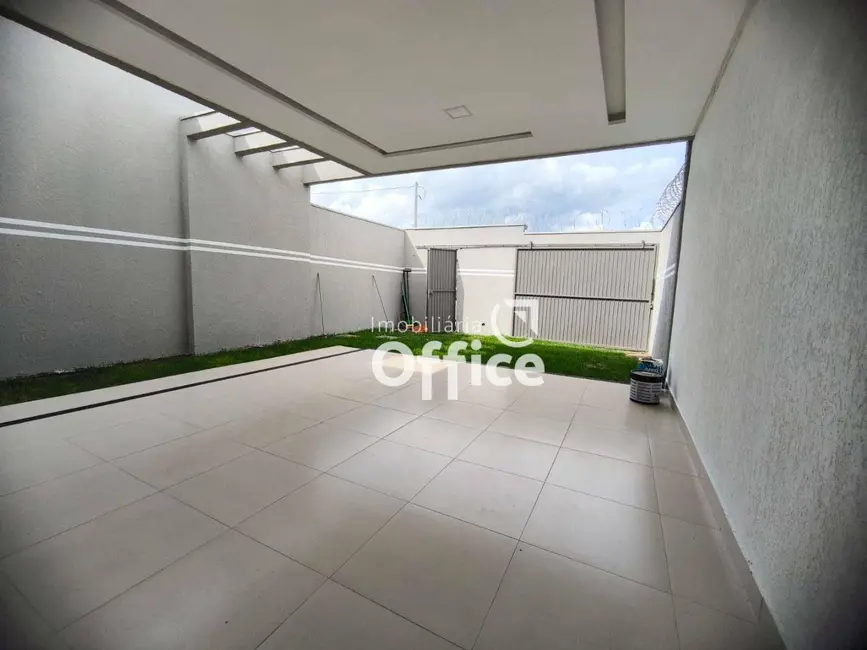 Foto 2 de Casa com 3 quartos à venda, 150m2 em Anapolis - GO