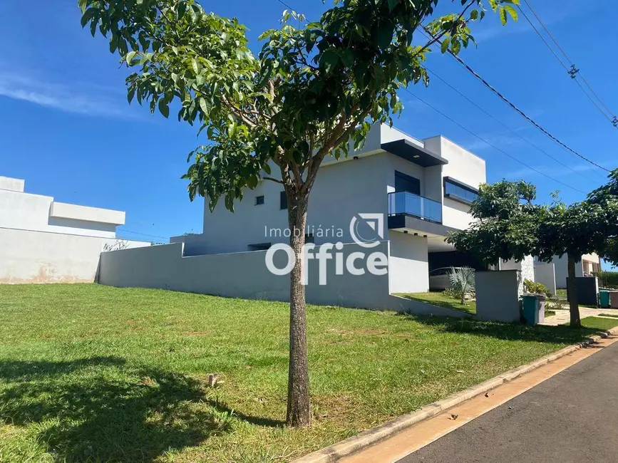 Foto 3 de Terreno / Lote à venda, 374m2 em Condomínio Terras Alpha Anápolis, Anapolis - GO