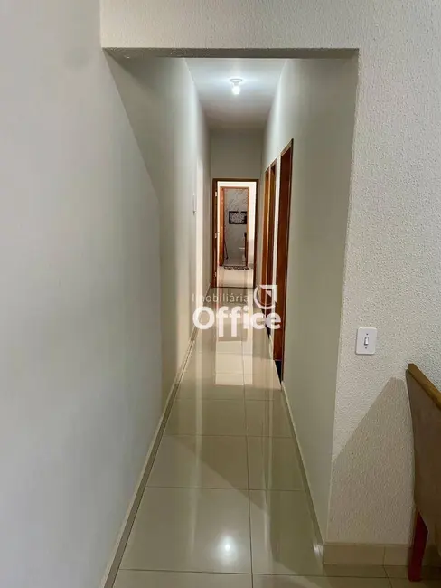 Casa com 3 quartos à venda, 150m2 em Residencial Flor do Cerrado, Anapolis - GO - imagem 5 Foto 5 de Casa com 3 quartos à venda, 150m2 em Residencial Flor do Cerrado, Anapolis - GO