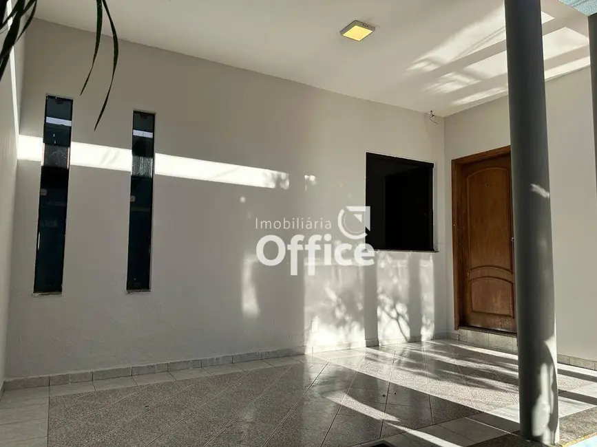 Foto 7 de Casa com 3 quartos à venda, 360m2 em Anápolis City, Anapolis - GO