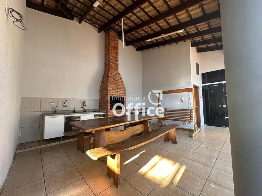Foto 5 de Casa com 3 quartos à venda, 360m2 em Anápolis City, Anapolis - GO