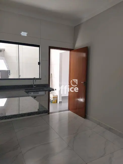 Foto 8 de Casa com 2 quartos à venda, 150m2 em Anapolis - GO