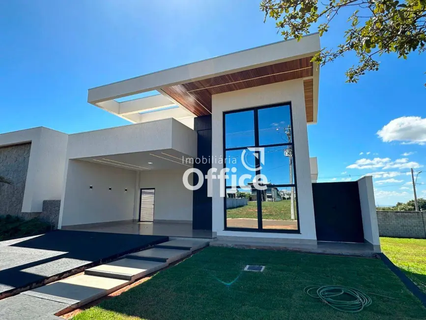 Foto 1 de Casa de Condomínio com 3 quartos à venda, 360m2 em Condomínio Terras Alpha Anápolis, Anapolis - GO