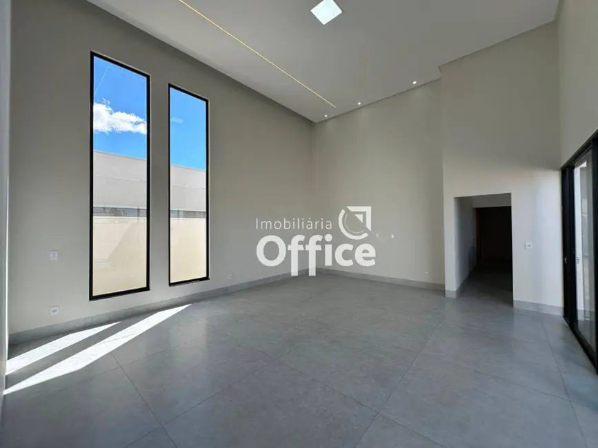 Foto 3 de Casa de Condomínio com 3 quartos à venda, 360m2 em Condomínio Terras Alpha Anápolis, Anapolis - GO