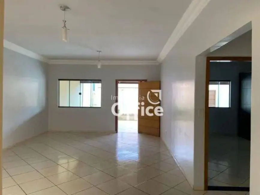 Casa com 5 quartos à venda, 300m2 em Jardim Ana Paula, Anapolis - GO - imagem 4 Foto 4 de Casa com 5 quartos à venda, 300m2 em Jardim Ana Paula, Anapolis - GO